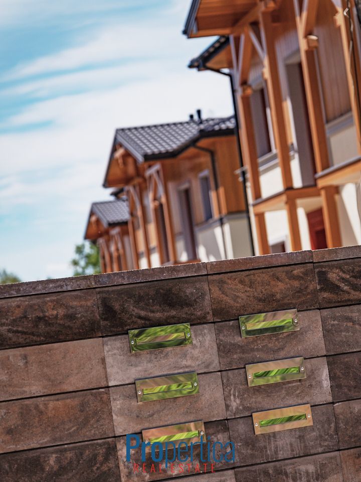 bliźniak, 5 pokoi Zalesie Górne. Zdjęcie 12