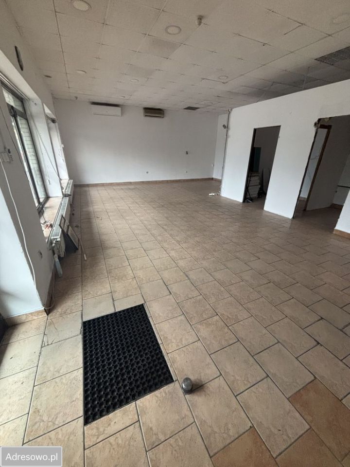 Lokal Sulejówek, ul. Kombatantów. Zdjęcie 7
