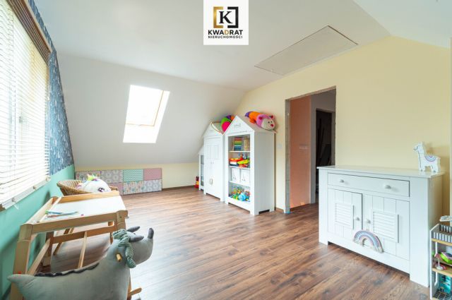 dom wolnostojący, 5 pokoi Mikanów. Zdjęcie 11