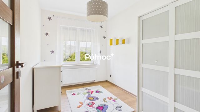 dom wolnostojący, 4 pokoje Sosnowiec. Zdjęcie 11