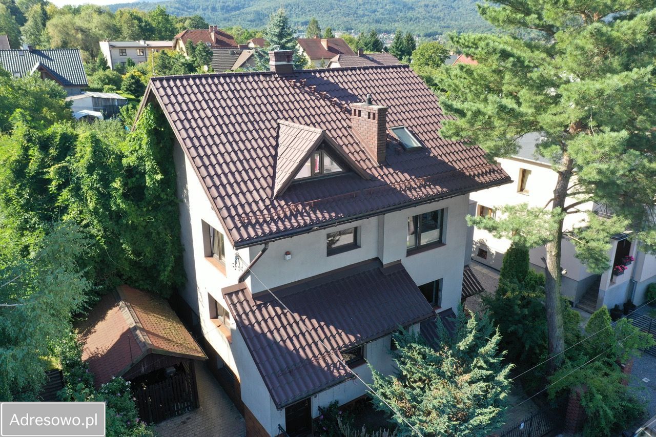 dom wolnostojący, 6 pokoi Bielsko-Biała Leszczyny, ul. Pawia