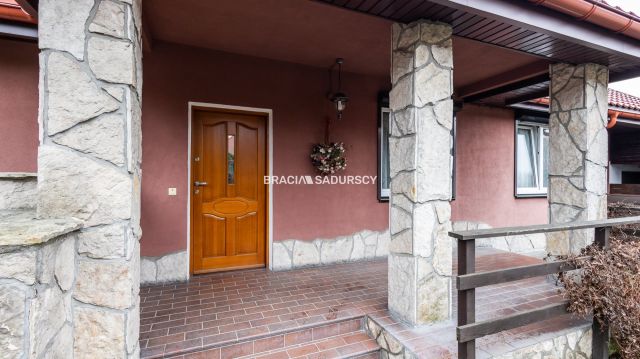 dom wolnostojący, 4 pokoje Michałowice, ul. Komora. Zdjęcie 28