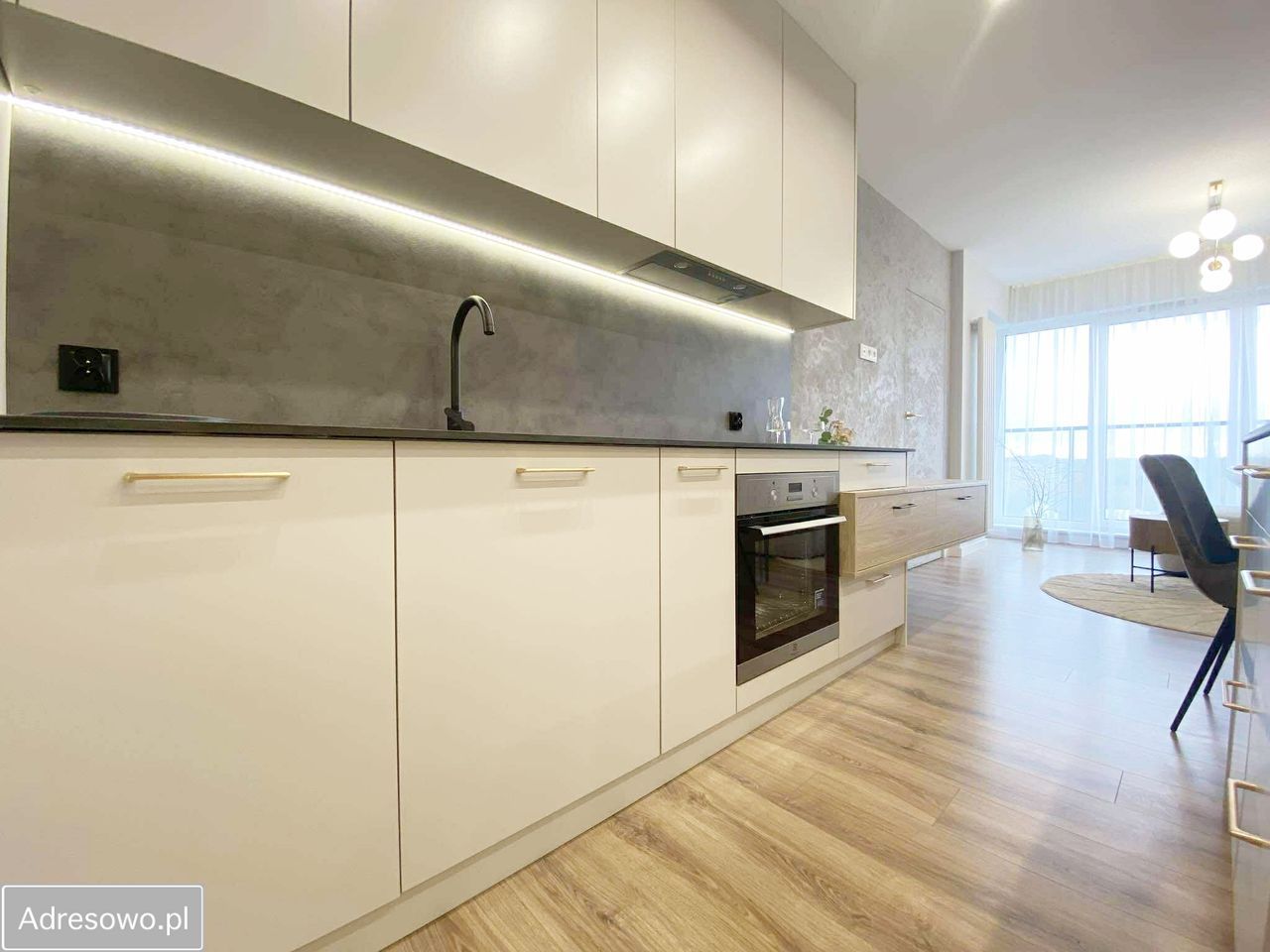 Mieszkanie 4-pokojowe Kielce Czarnów Rządowy. Zdjęcie 4