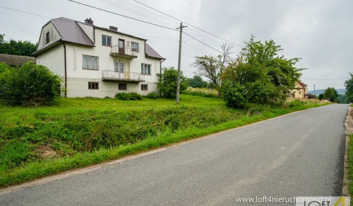 dom wolnostojący, 4 pokoje Zwiernik