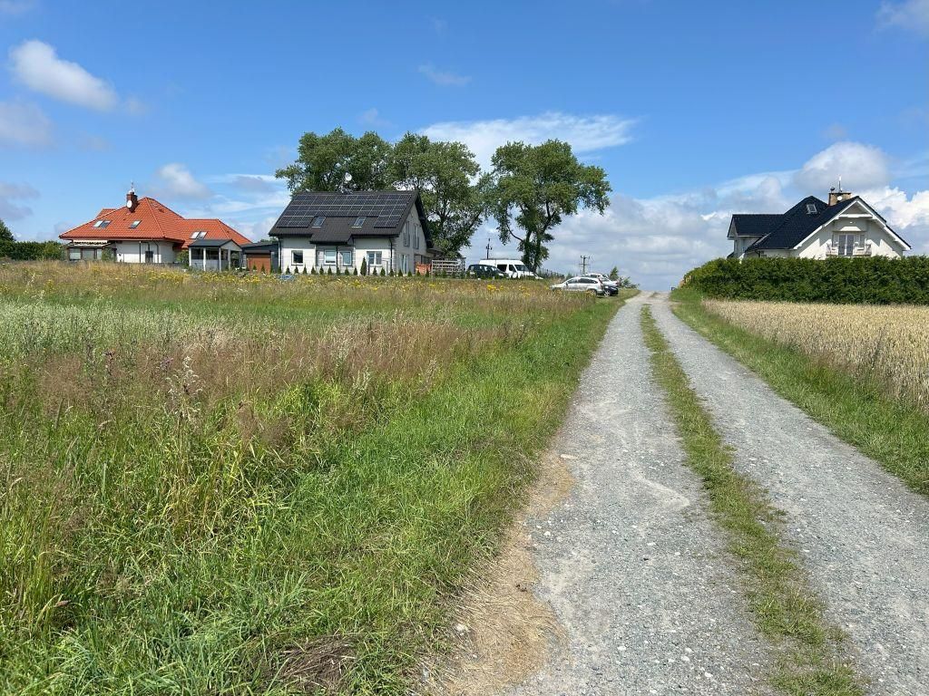 Działka budowlana Bojano, ul. Czynu Tysiąclecia. Zdjęcie 1