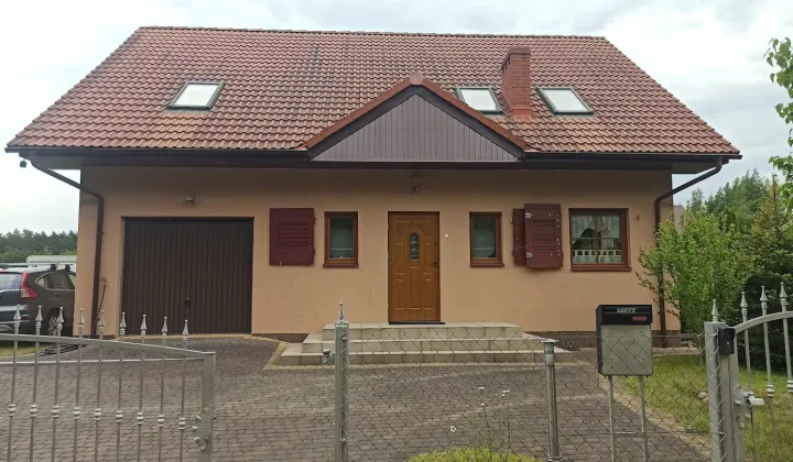 dom wolnostojący, 4 pokoje Białogóra