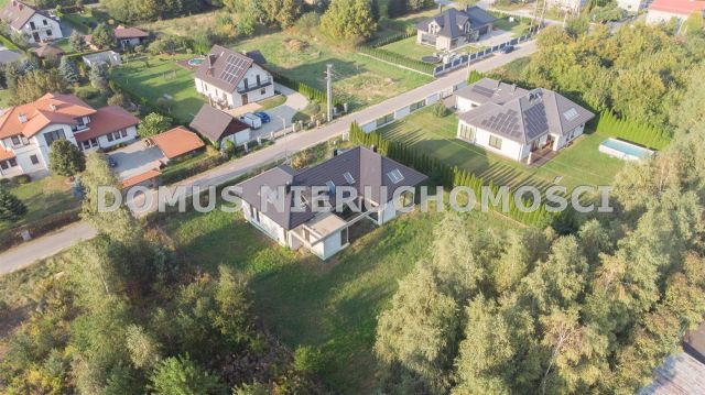 dom wolnostojący, 5 pokoi Janówka. Zdjęcie 26