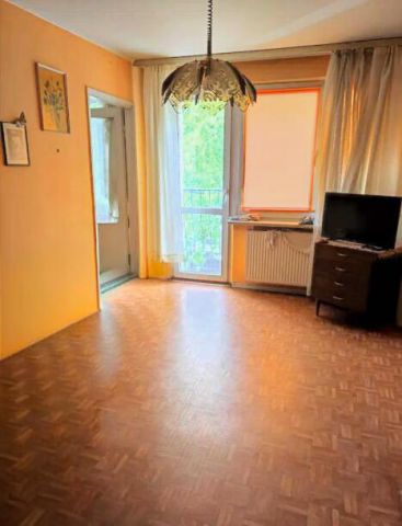 Mieszkanie 3-pokojowe Warszawa Służew, ul. Obrzeżna. Zdjęcie 3