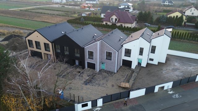 bliźniak, 5 pokoi Łady. Zdjęcie 4