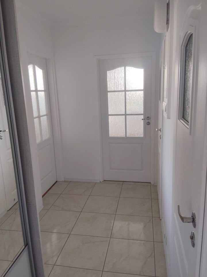 Mieszkanie 4-pokojowe Łęczna. Zdjęcie 3