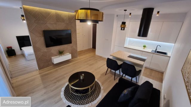 Mieszkanie 2-pokojowe Wrocław Krzyki, ul. Komuny Paryskiej. Zdjęcie 1