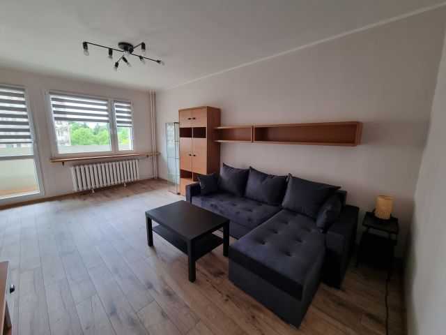 Mieszkanie 3-pokojowe Katowice Bogucice, ul. Wincentego Wajdy. Zdjęcie 1