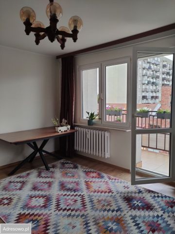 Mieszkanie 3-pokojowe Żyrardów Centrum, ul. Stefana Okrzei. Zdjęcie 1