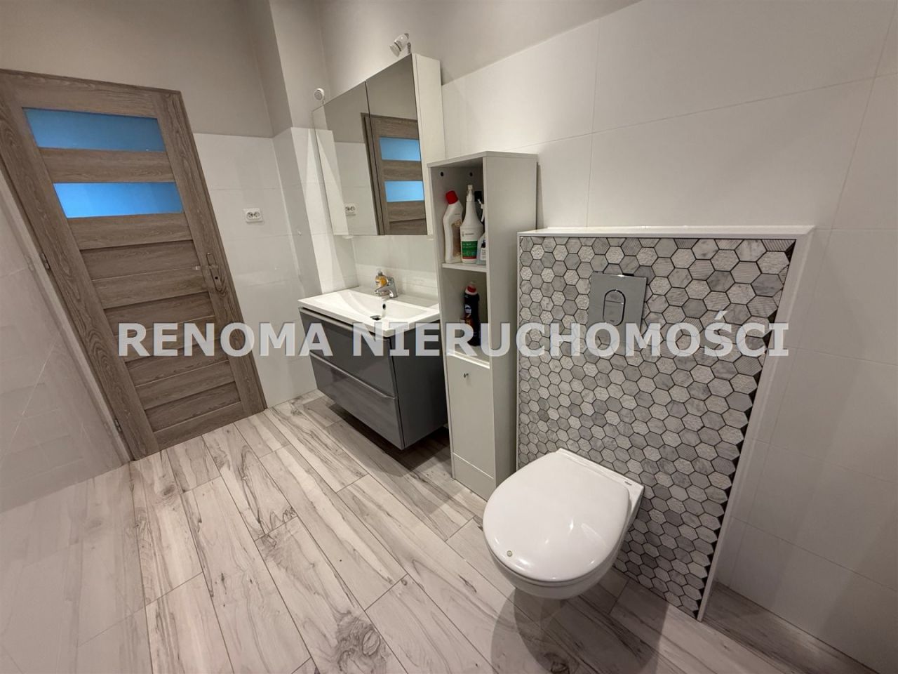 Mieszkanie 2-pokojowe Wałbrzych Śródmieście. Zdjęcie 2