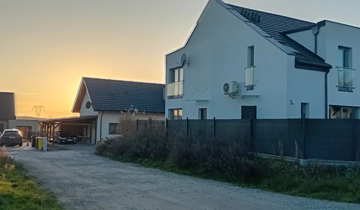 bliźniak, 5 pokoi Łozina, ul. Milicka