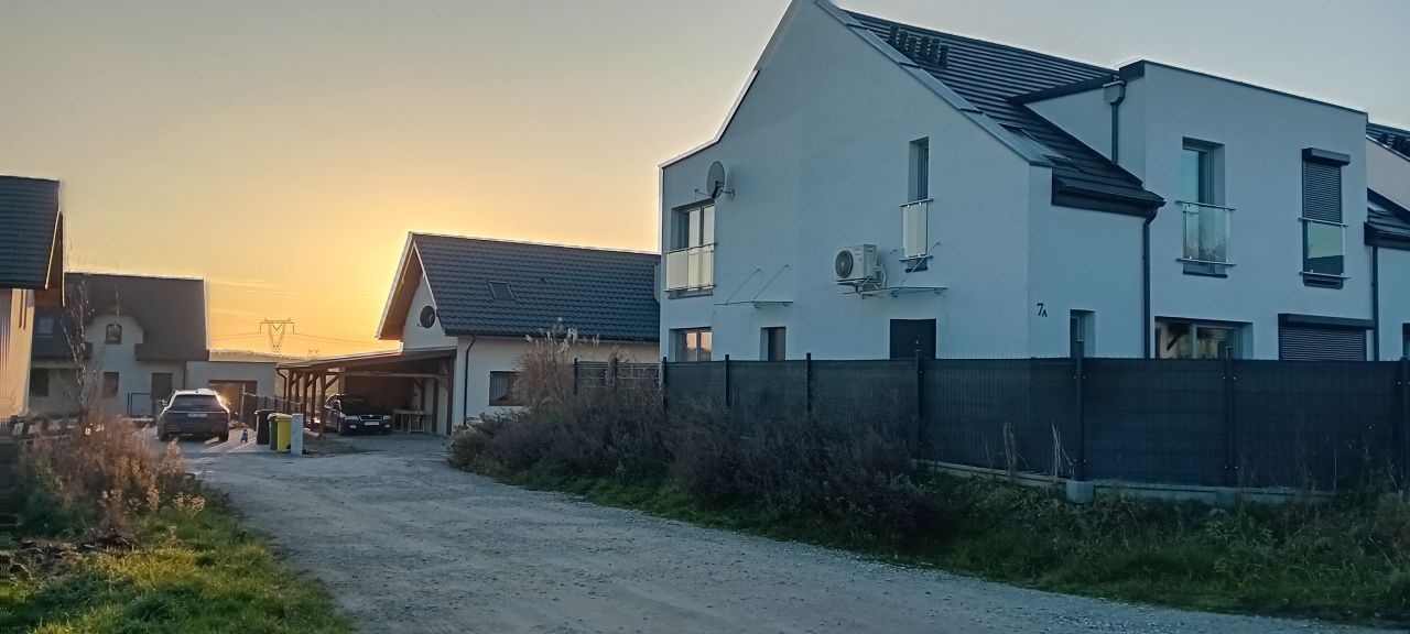 bliźniak, 5 pokoi Łozina, ul. Milicka. Zdjęcie 3