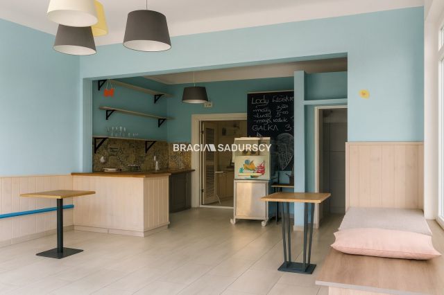 dom szeregowy, 4 pokoje Bodzentyn, pl. Żwirki. Zdjęcie 4