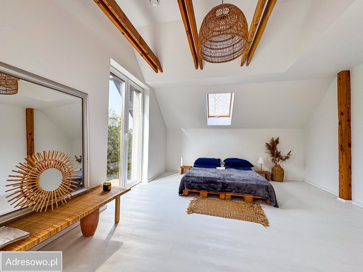 dom wolnostojący, 5 pokoi Międzyborów. Zdjęcie 9