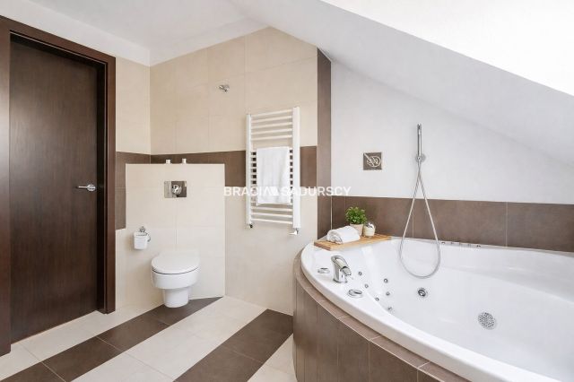 dom, 4 pokoje Lusina, ul. Spacerowa. Zdjęcie 17