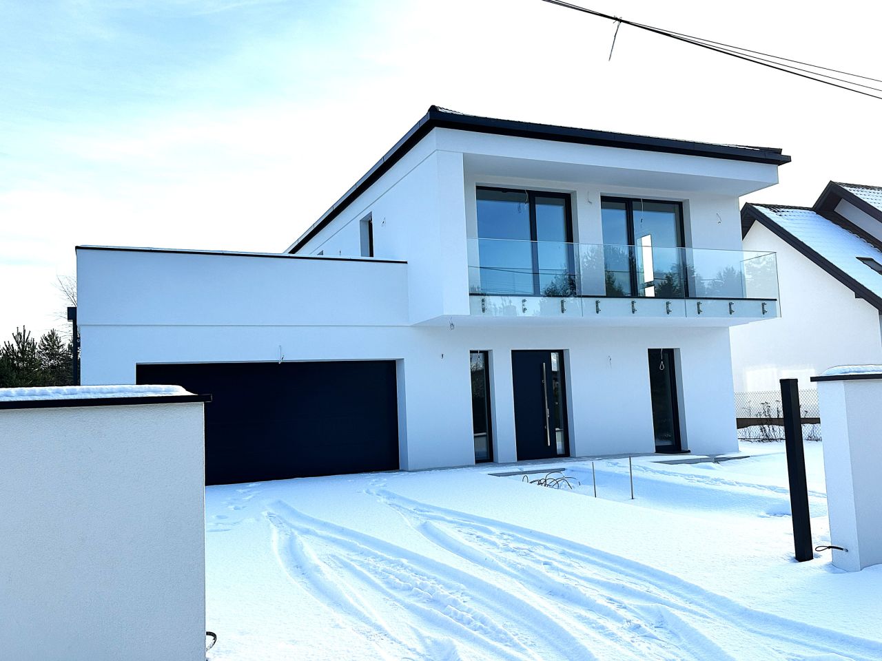 dom wolnostojący, 5 pokoi Szczęsne, ul. Sikorki. Zdjęcie 2