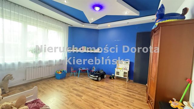 dom wolnostojący, 5 pokoi Tomaszów Mazowiecki, ul. Spalska. Zdjęcie 2
