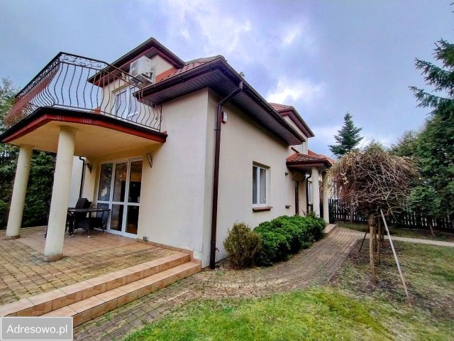 bliźniak, 4 pokoje Łomianki, ul. Brukowa. Zdjęcie 1