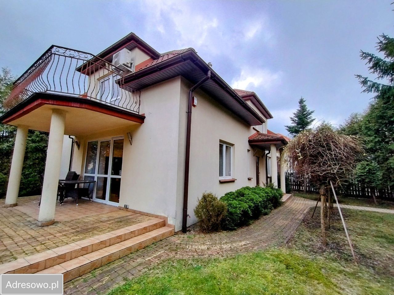 bliźniak, 4 pokoje Łomianki, ul. Brukowa