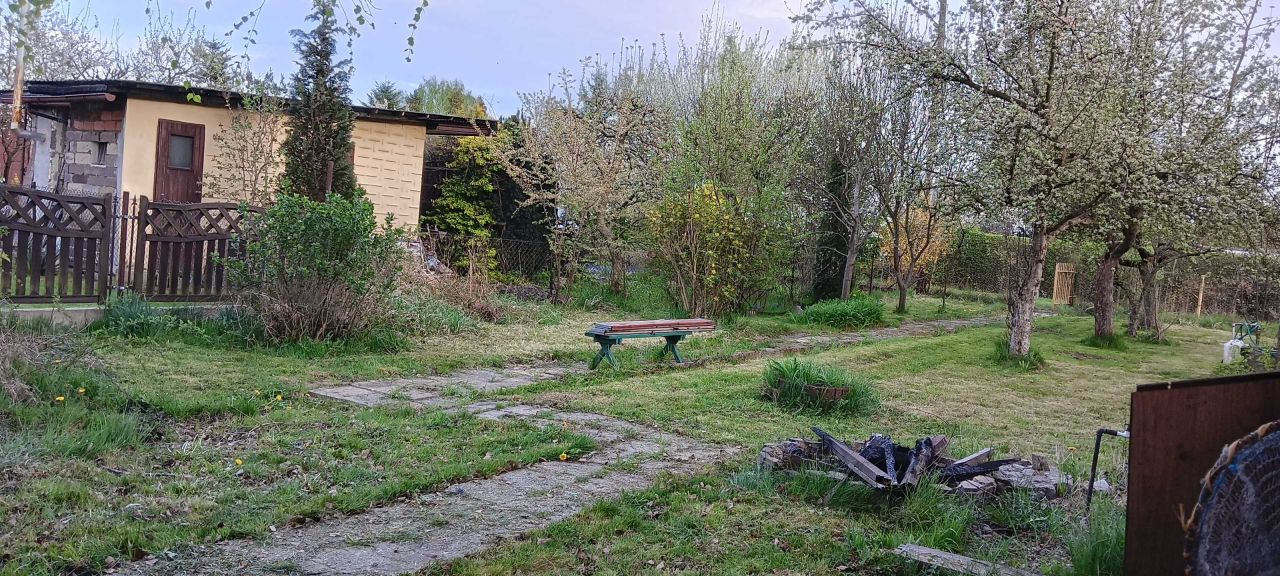 Działka rod Zabrze, ul. Stanisława Webera. Zdjęcie 3