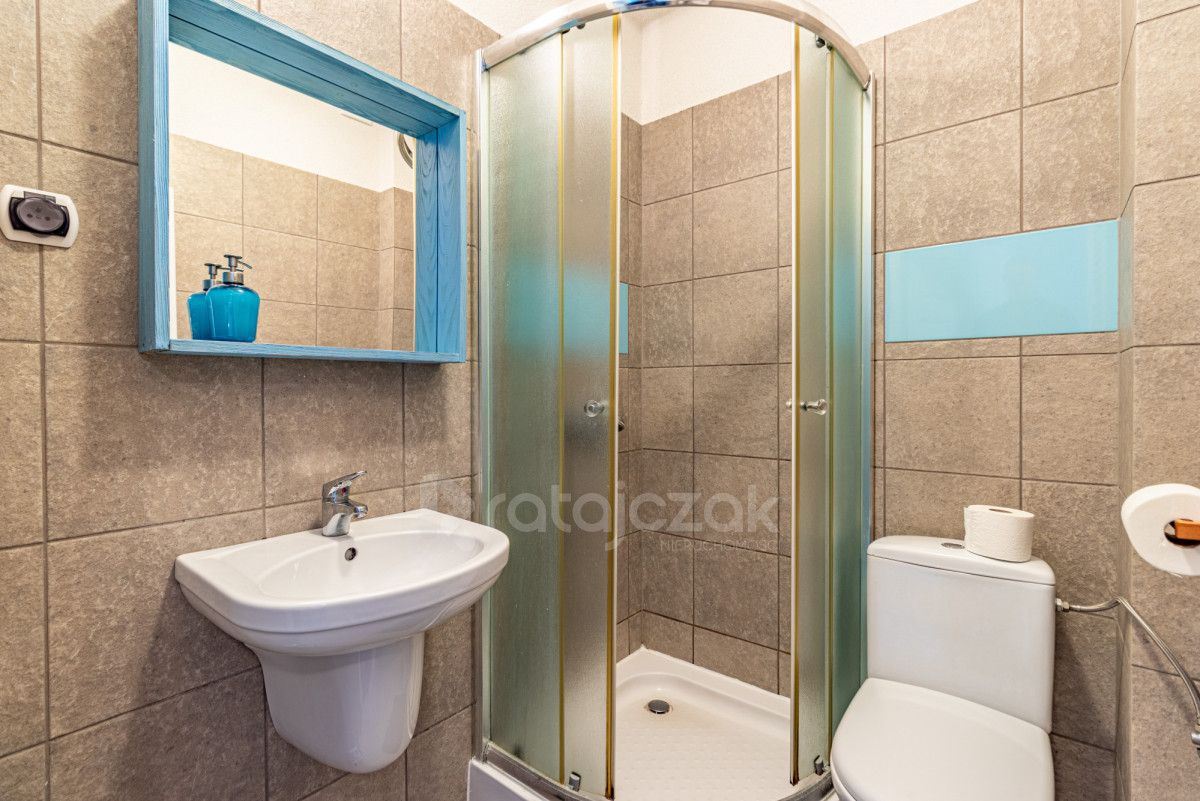 dom wolnostojący Łeba, ul. Władysława Grabskiego. Zdjęcie 9