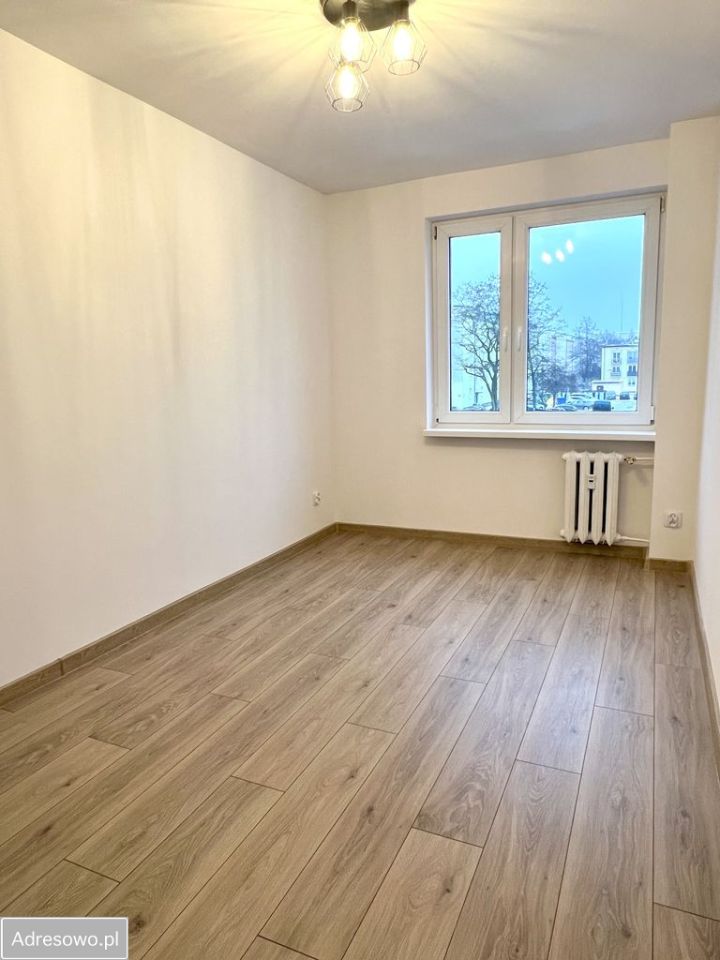 Mieszkanie 3-pokojowe Starachowice Centrum, ul. Przyjazna. Zdjęcie 5