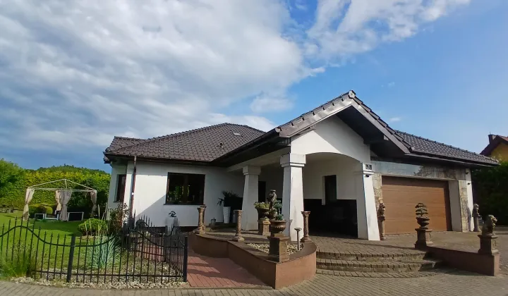 dom wolnostojący, 6 pokoi Manowo, ul. Sezamkowa