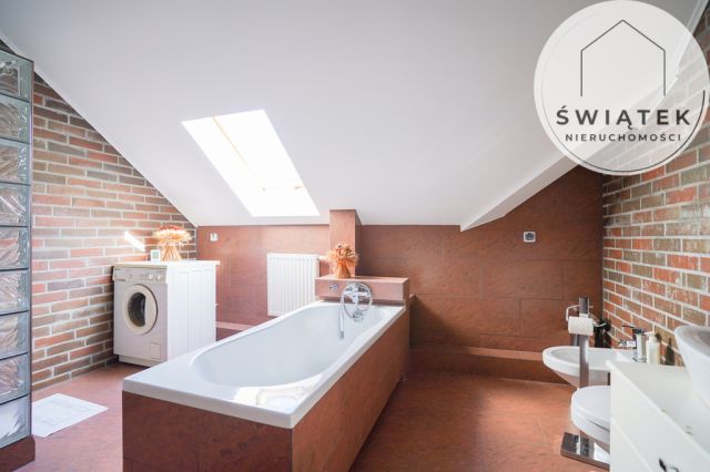 dom wolnostojący, 8 pokoi Czarne Błoto. Zdjęcie 23