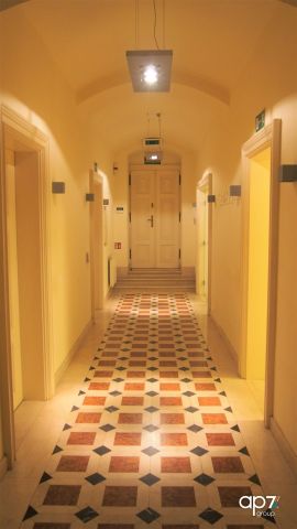 Lokal Kraków Stare Miasto, ul. Krupnicza. Zdjęcie 12