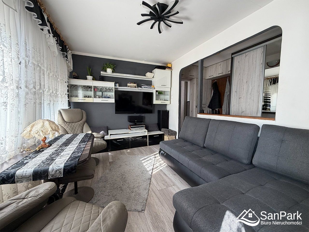 Mieszkanie 2-pokojowe Ustrzyki Dolne. Zdjęcie 2