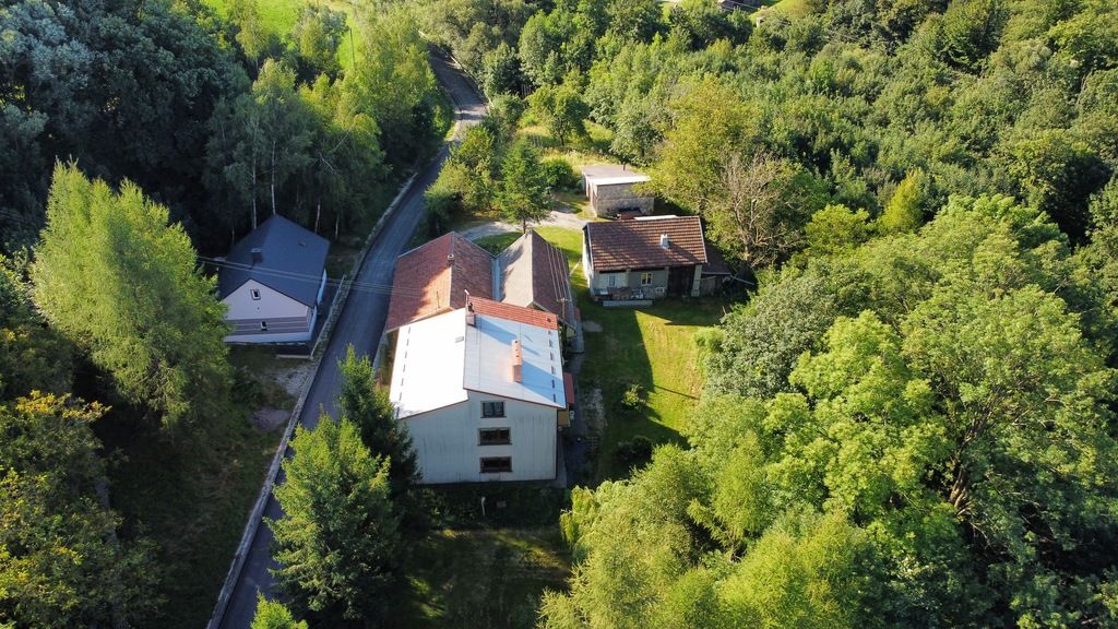 dom wolnostojący, 5 pokoi Husów. Zdjęcie 8