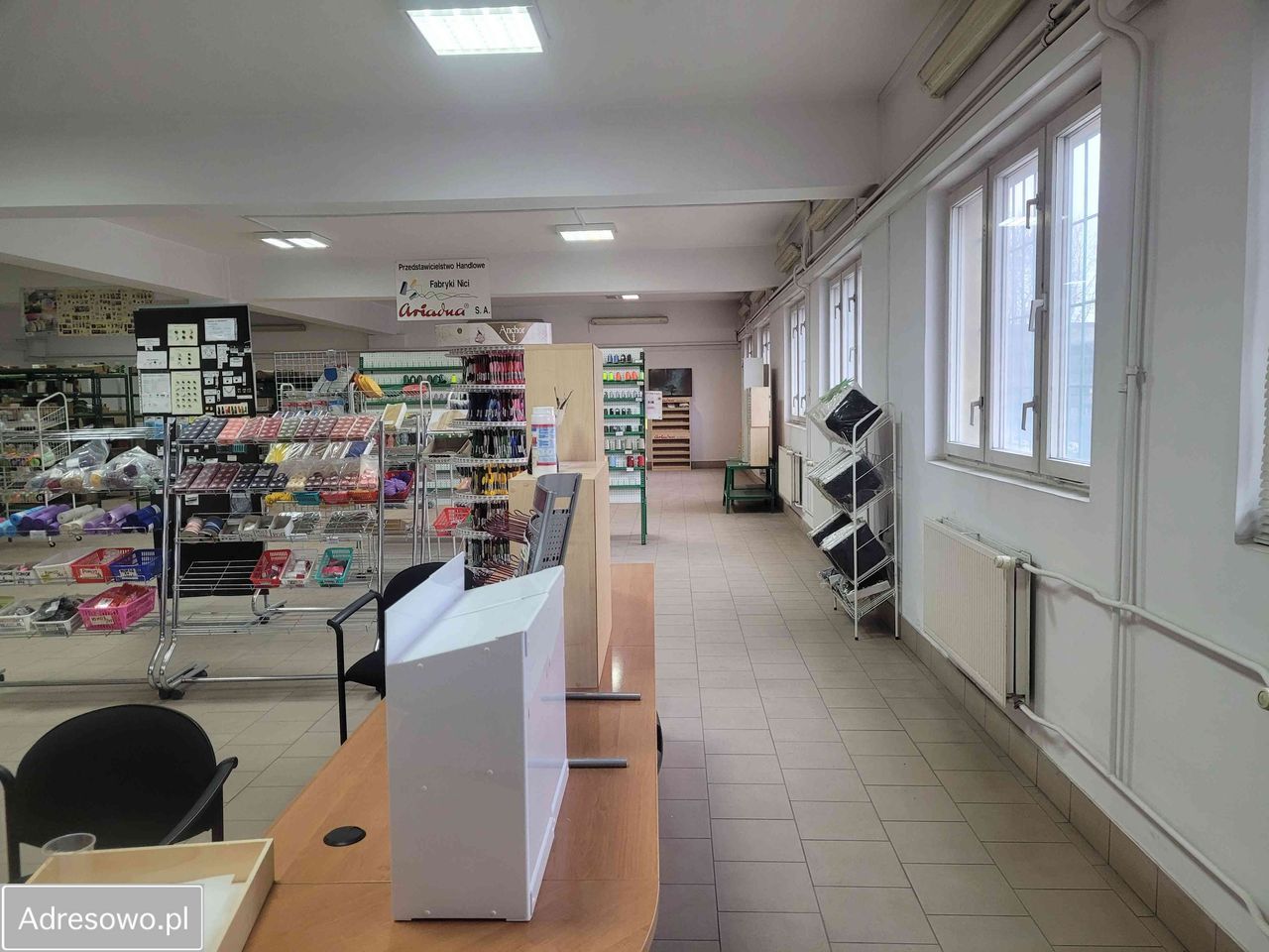 Hala/magazyn Kraków Rybitwy, ul. Obrońców Modlina. Zdjęcie 6