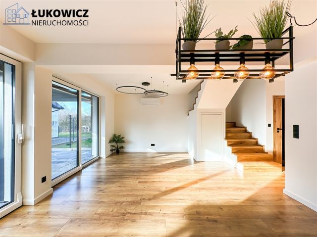 Mieszkanie 4-pokojowe Czechowice-Dziedzice. Zdjęcie 4