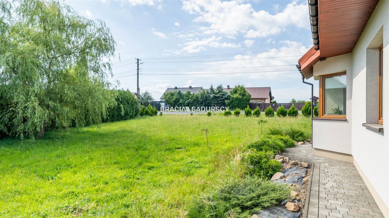 dom wolnostojący, 3 pokoje Łapanów. Zdjęcie 29