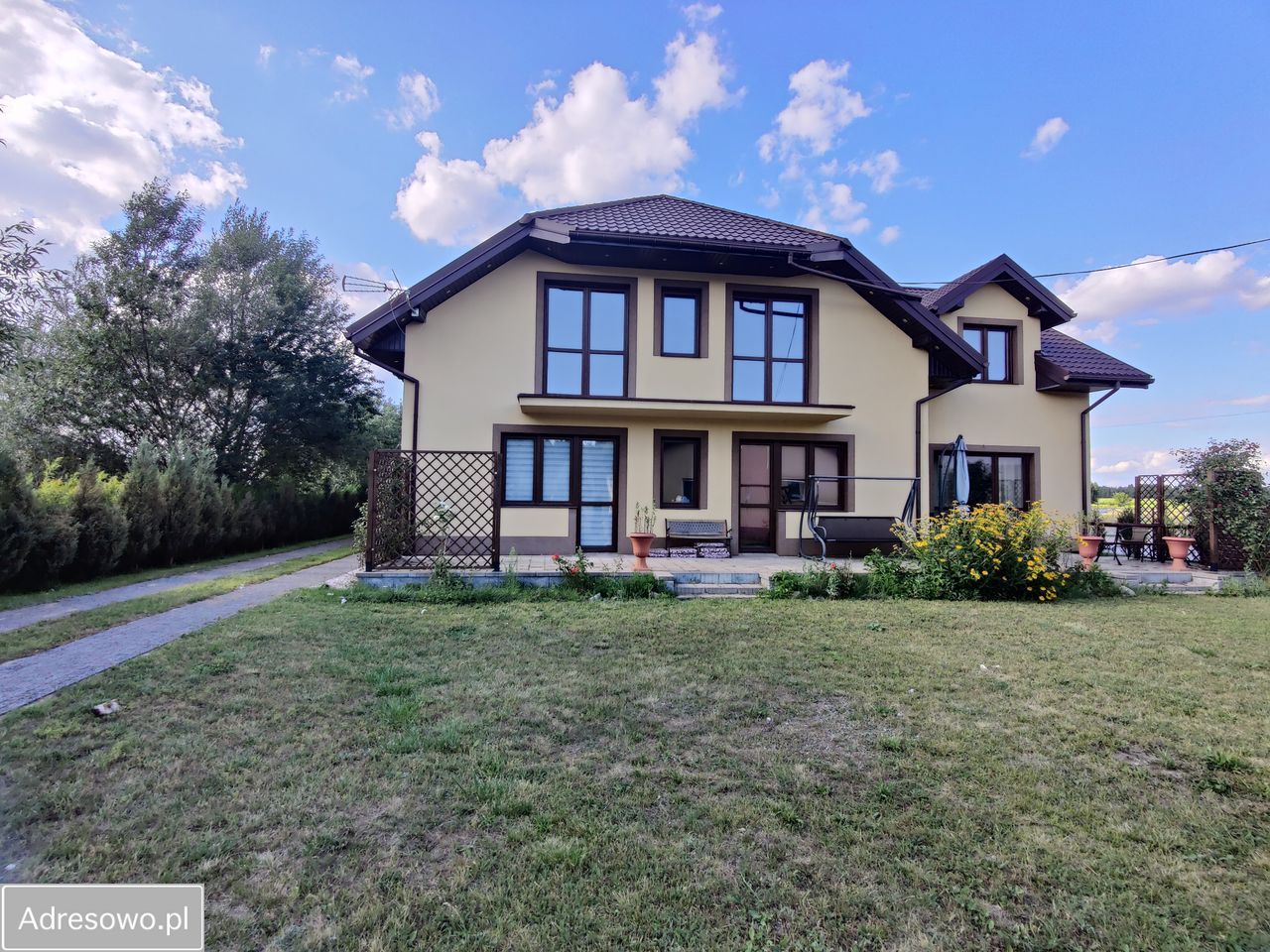 dom wolnostojący, 8 pokoi Kobierne, ul. Mazowiecka