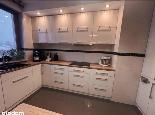 Mieszkanie 3-pokojowe Szczytno, ul. Królowej Jadwigi. Zdjęcie 1