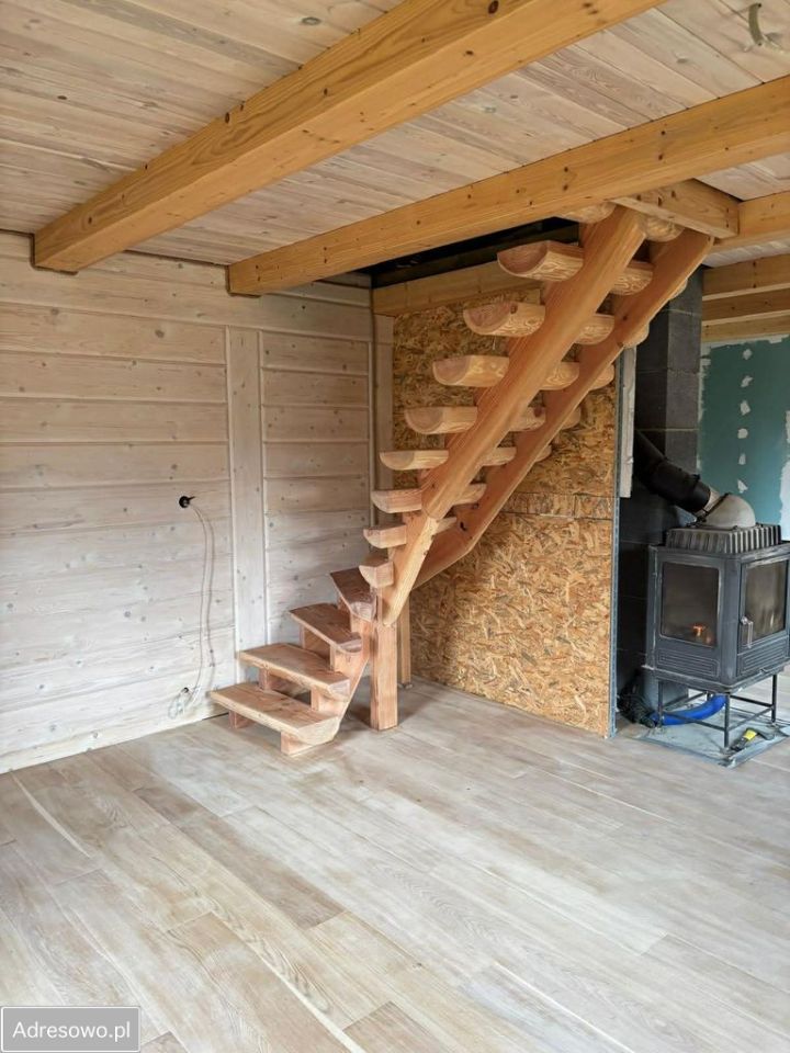 dom wolnostojący, 2 pokoje Paruchy. Zdjęcie 13