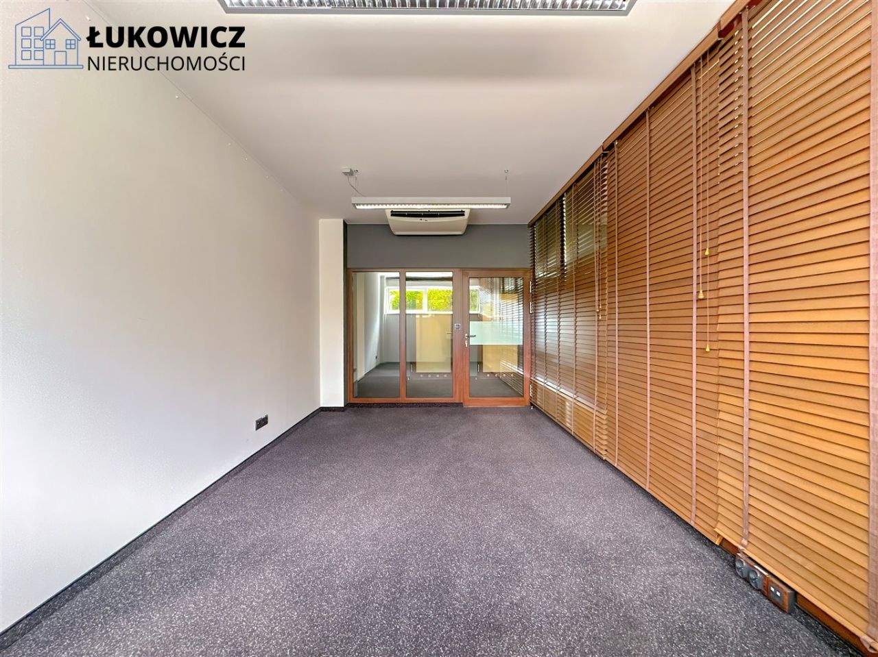 Biuro Bielsko-Biała Osiedle Karpackie. Zdjęcie 6