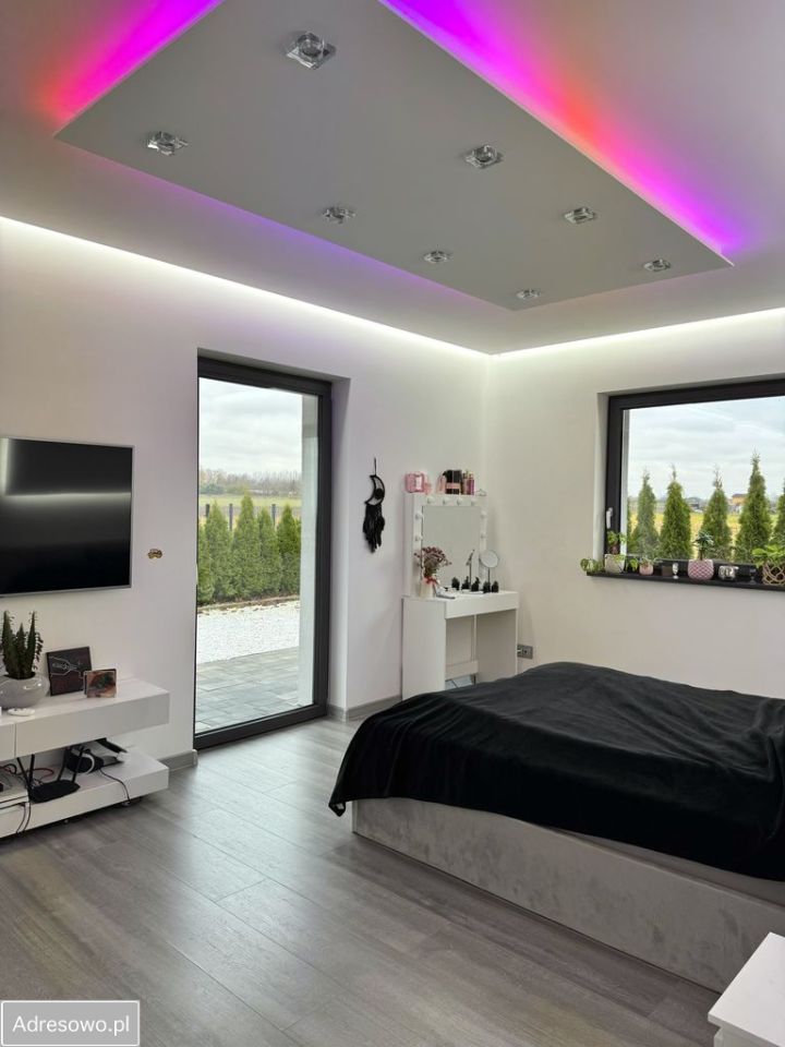 dom wolnostojący, 4 pokoje Kobylice. Zdjęcie 6