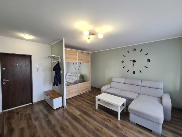 Mieszkanie 1-pokojowe Zabrze, pl. Plac Mikołaja Kopernika. Zdjęcie 1