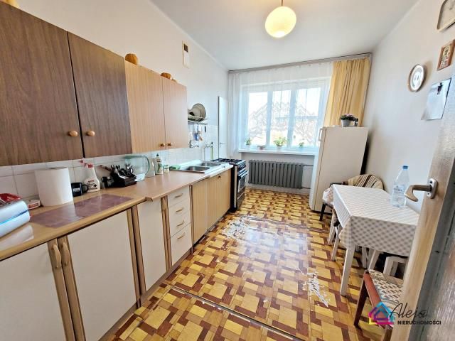 dom wolnostojący, 5 pokoi Częstochowa Grabówka, ul. Kiepury. Zdjęcie 2