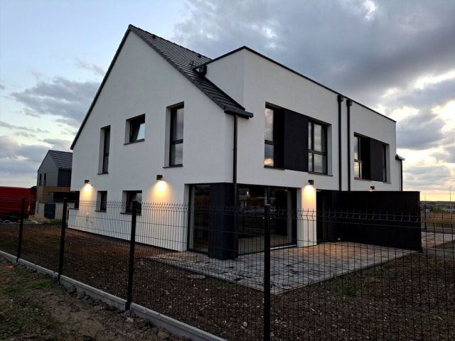 bliźniak, 5 pokoi Szczecin. Zdjęcie 2