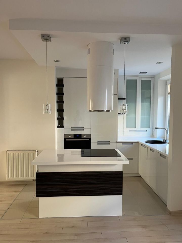 Mieszkanie 3-pokojowe Jarosław, ul. Kazimierza Skarbowskiego. Zdjęcie 6