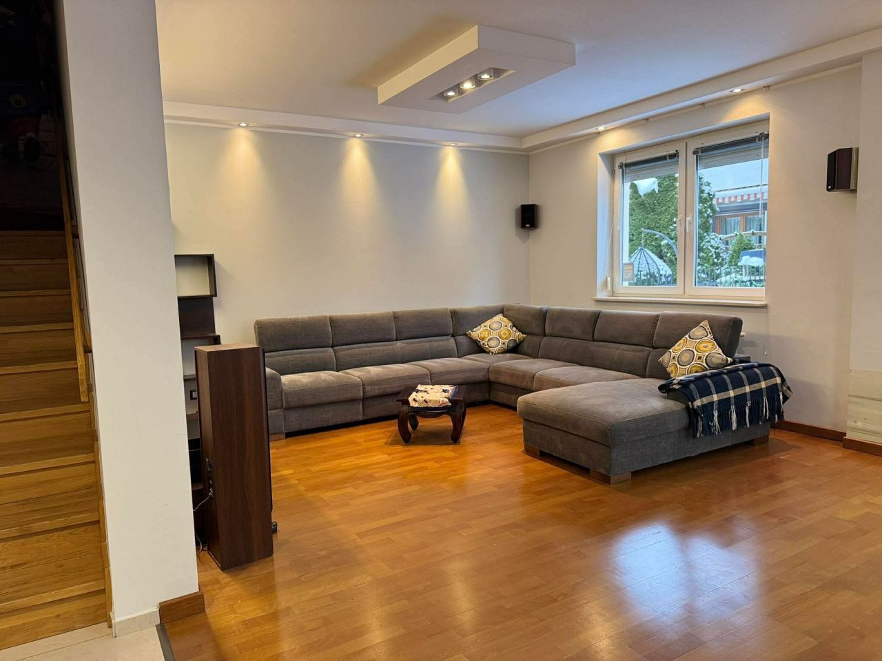 dom szeregowy, 5 pokoi Warszawa Bielany, ul. Jowisza. Zdjęcie 2