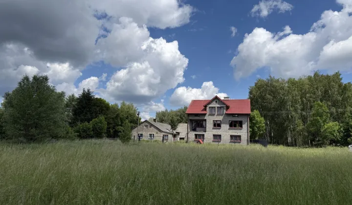 dom wolnostojący, 8 pokoi Żuków