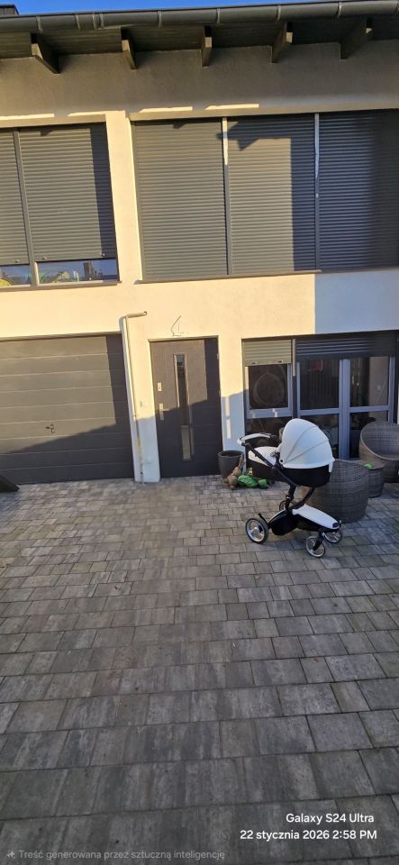 Mieszkanie 4-pokojowe Paproć. Zdjęcie 1